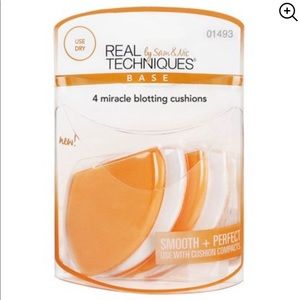 REAL TECHNIQUES 4 PIECES MIRACLE BLOTTING
